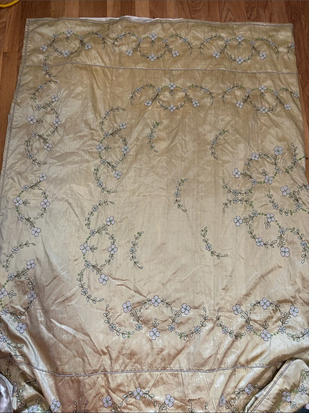 Passion For India Embroidered Gold Cream Floral Tablecloth Silk